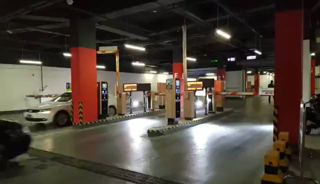 מערכת מידע בנושא הכוונת חניה של ANPR